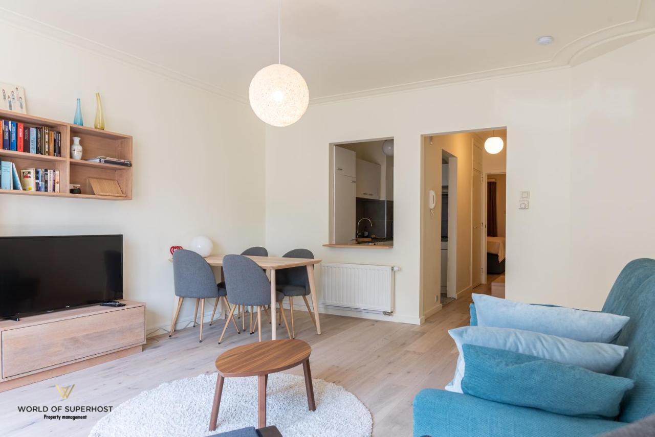 Helene, Appartement Vlakbij Het Strand Oostende Bagian luar foto
