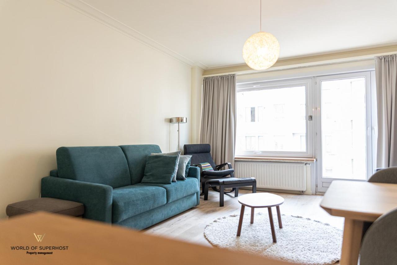 Helene, Appartement Vlakbij Het Strand Oostende Bagian luar foto